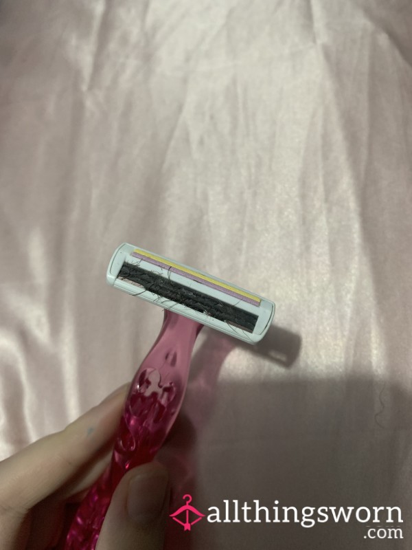 Used Intimate Razor