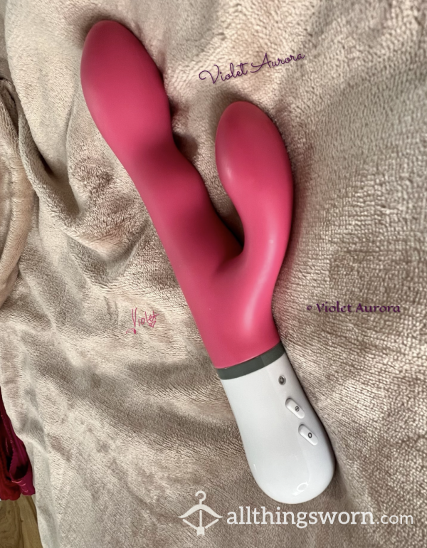 Used Lovense Nora Rabbit Vibrator