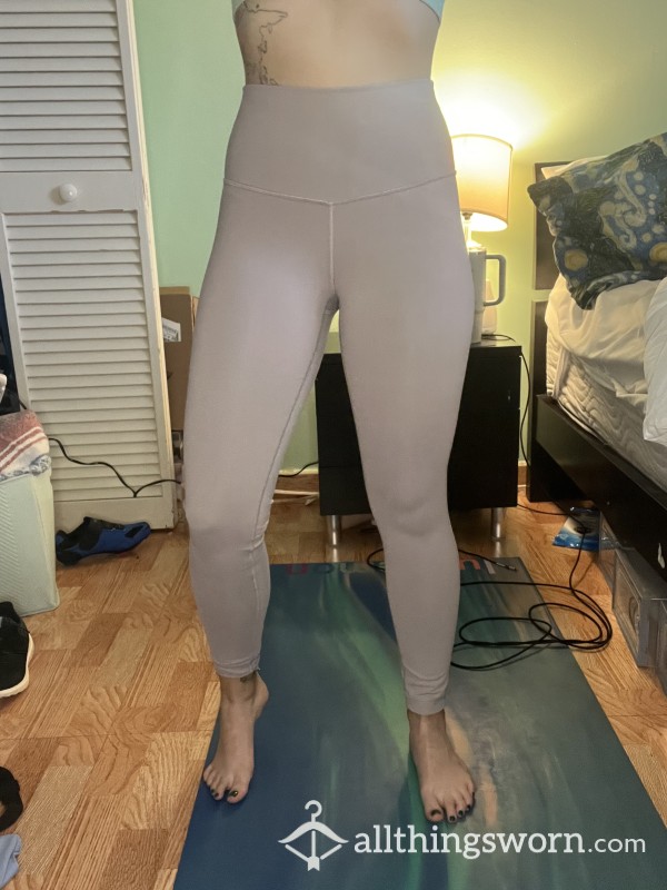 Used Lululemon Yoga Leggings