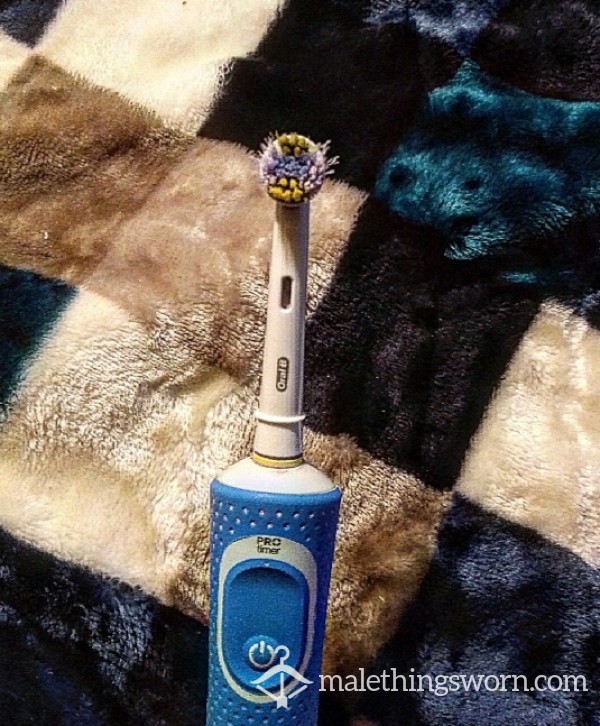 Used Or*l B Electric Toothbrush