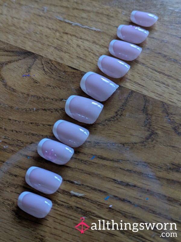 Used Press On Nails