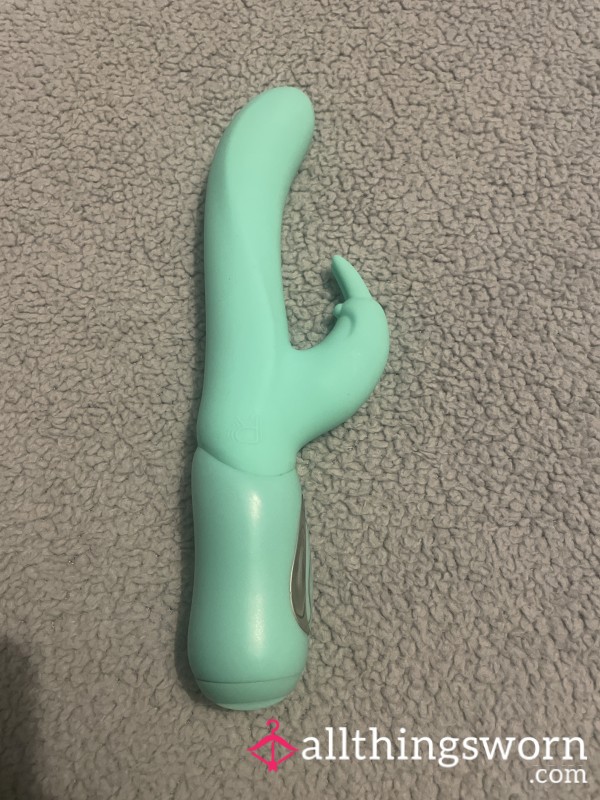 Used Rabbit Vibrator 🐇💙