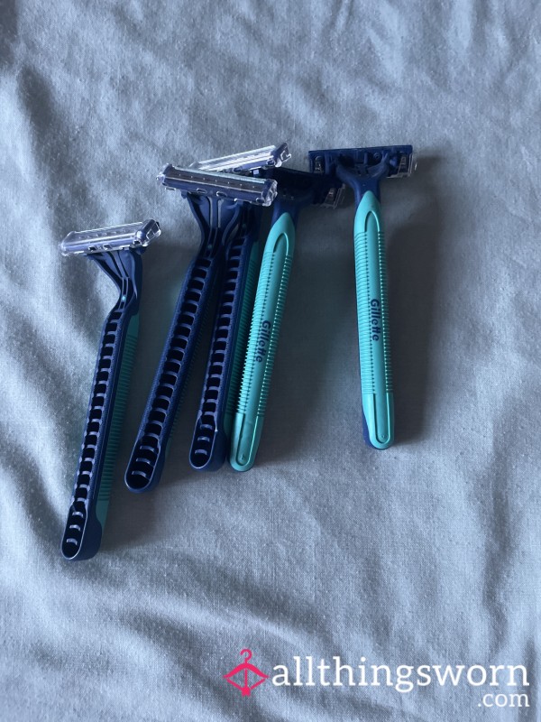 Used Razor