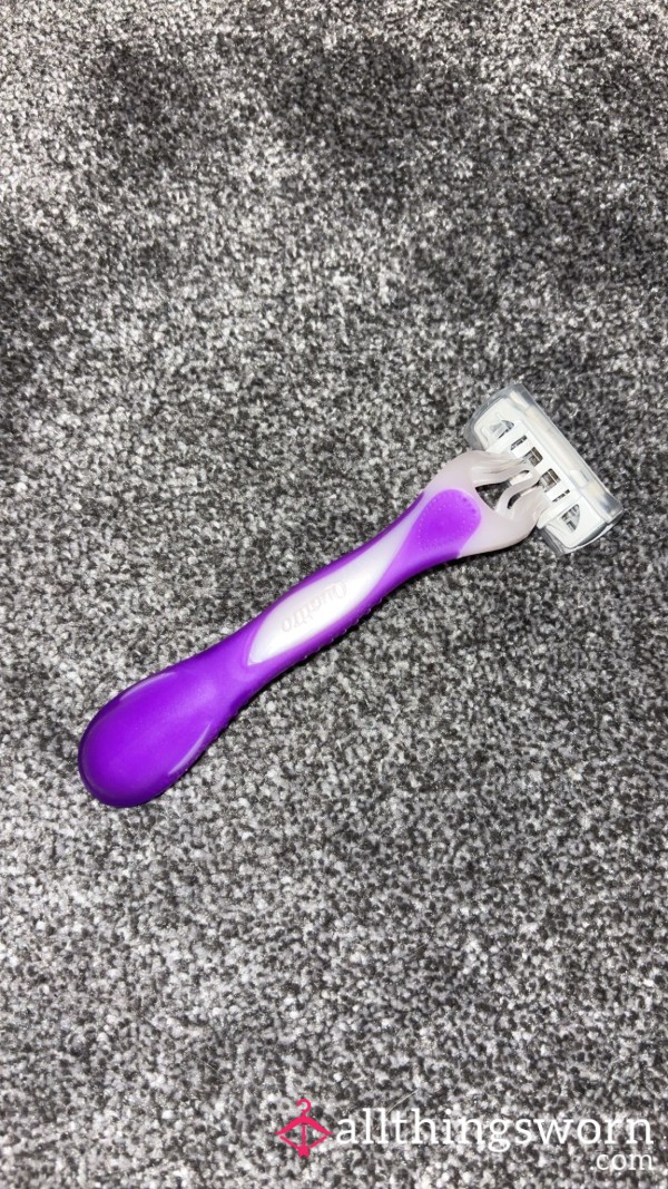 Used Razor