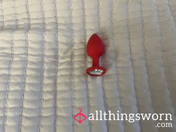 Used Red Rubber Medium To Large Plug ♥️