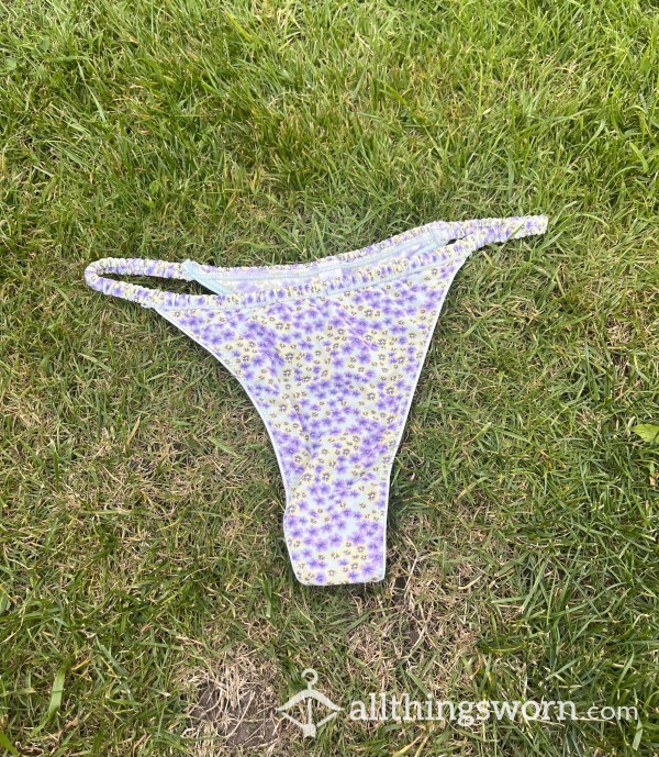 Used Flor*l Thong