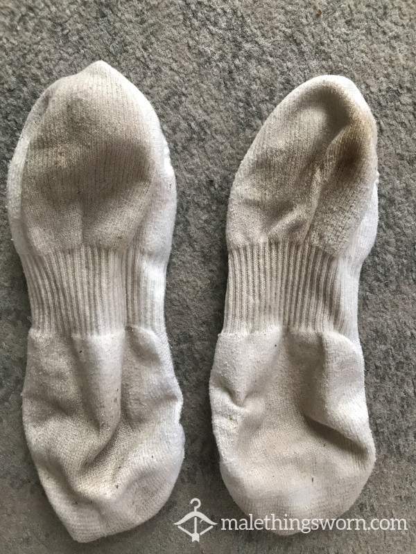 Used Up Ripe Smelling Socks - 5 Day Wea - Nike/Large