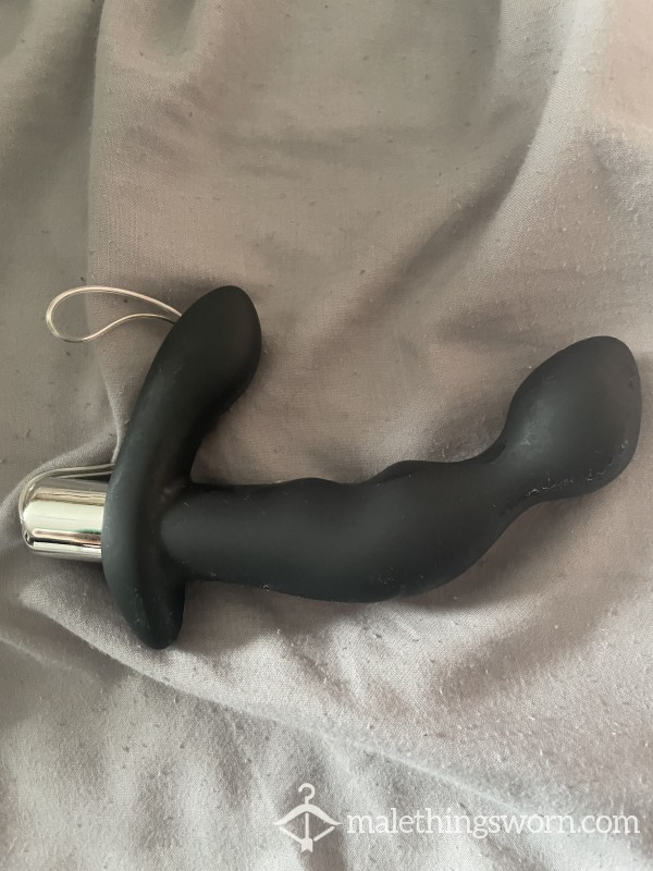 Used Vibrating Bu*t Plug