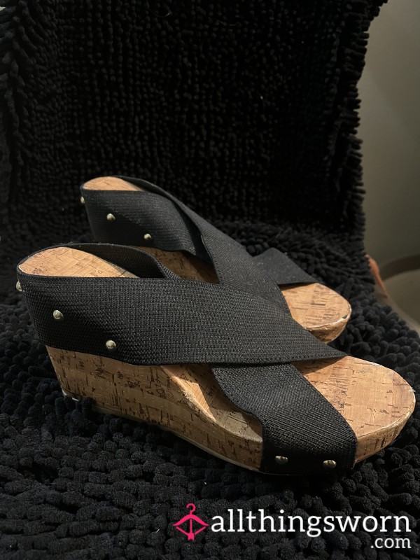 Used Wedges Size 8.5