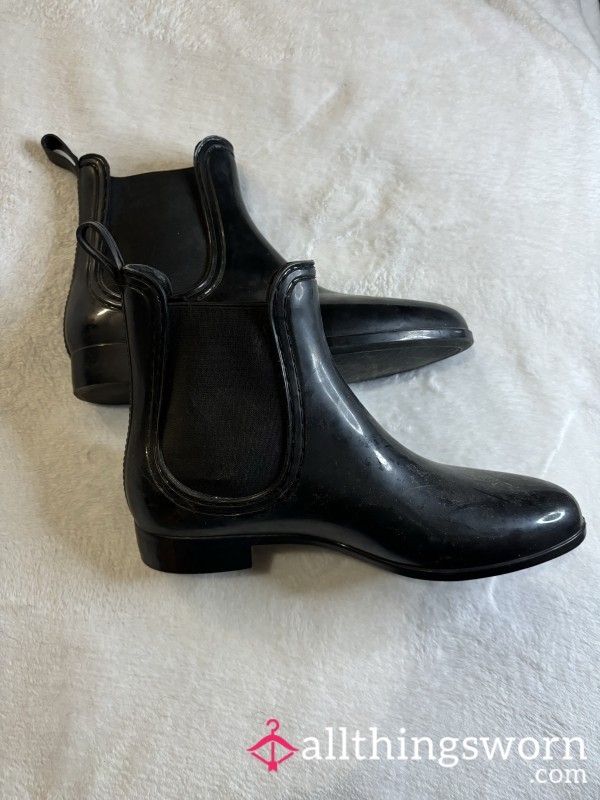 Used Worn Black Ankle Boots Size 8