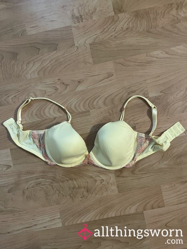 Used Yellow Lace Victoria Secret Bra