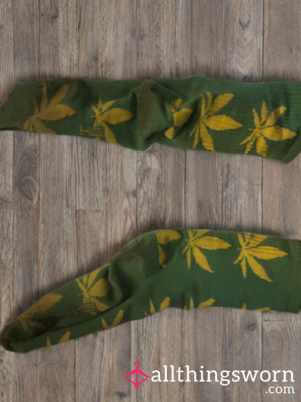 V Stinky Green/yellow Mary Jane Socks