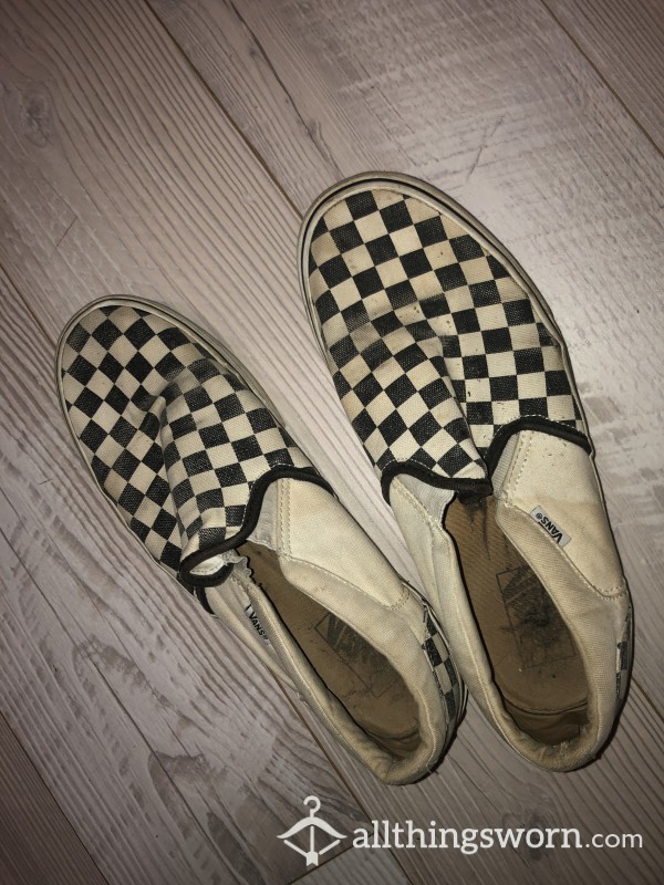 Vans, Checkered, Well-worn