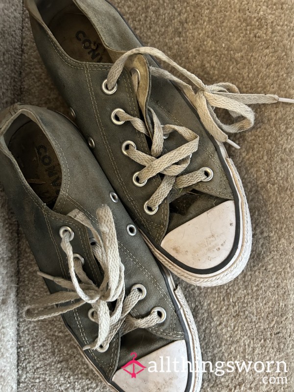 Very Battered Converse