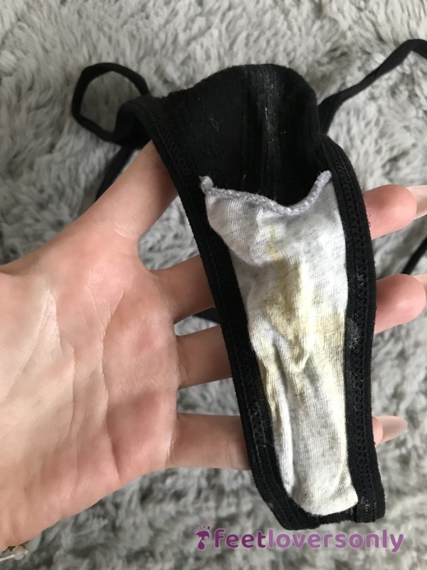 Very Dirty And Worn Black Thong 👙👅 Very Hot 🥵🥵 Smells Amazing 😘👃🏻👃🏻