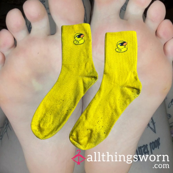 ꕤ YELLOW DUCK CREW SOCKS ꕤ