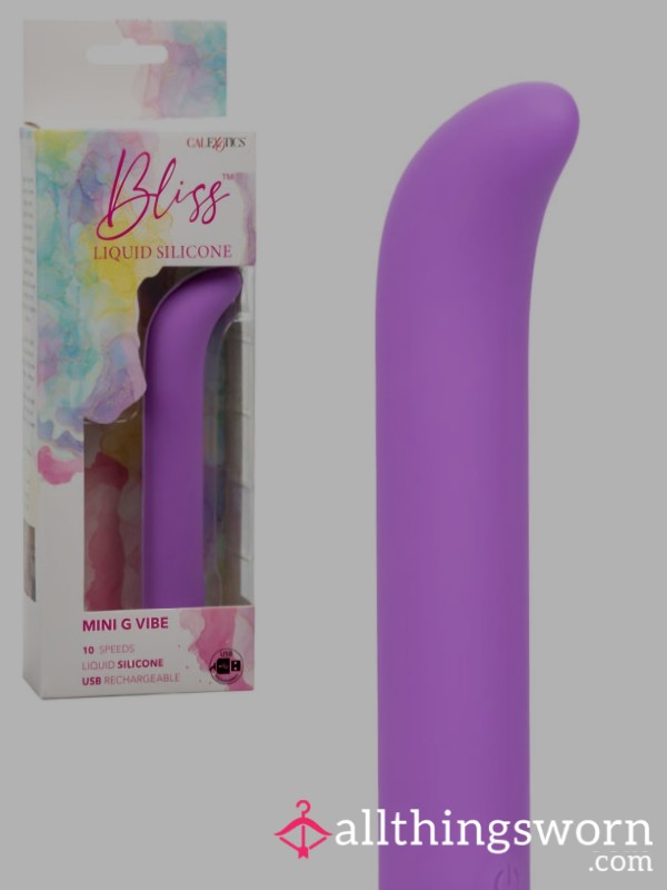 Very Well Used Vibrator, Over A Years Worth And Want To Give It To Someone Special, Has Made Me Squirt Multiple Times 💦