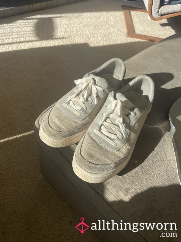 Very Well Worn Gray Sneakers