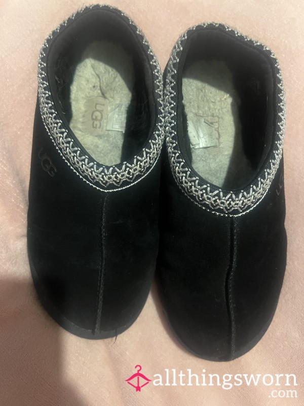 Very Worn Down Black Ugg Slippers