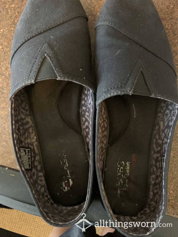 Very Worn Flats With Strong Smell