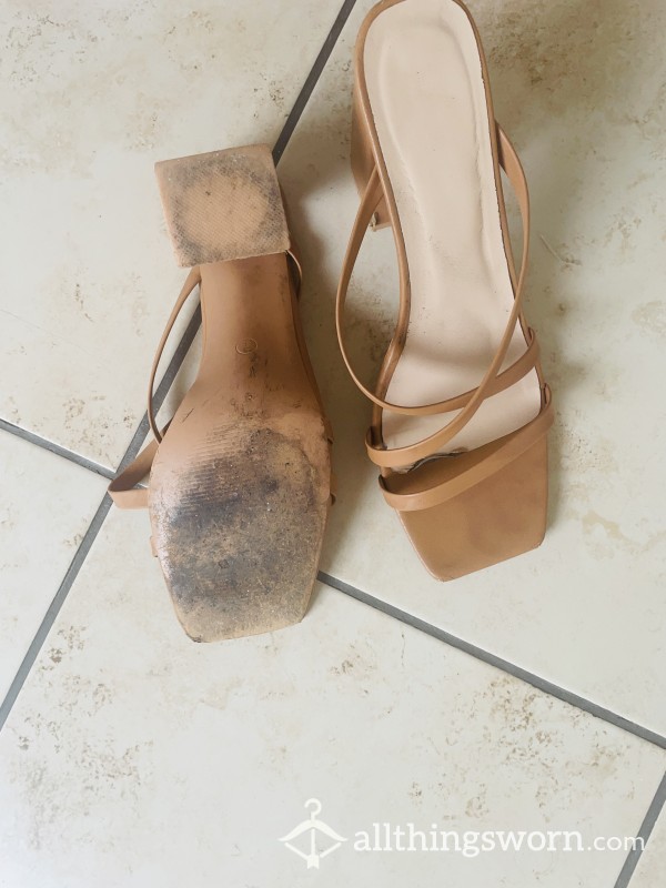 Very Worn Nude High Heels - Size 7