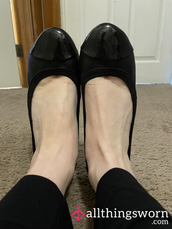 Very Worn Stinky Black Flats Size 9