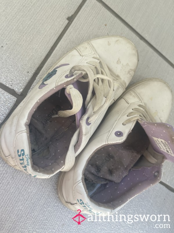 Very Worn Stitch Sneakers