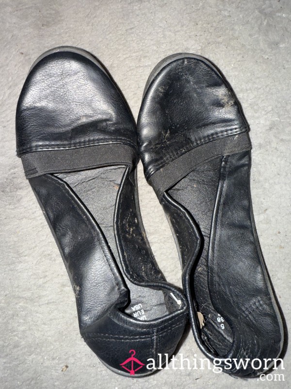 VERY Worn Work Flat Shoes