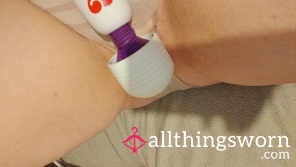 Vibrating Wand And Clit Pulsating