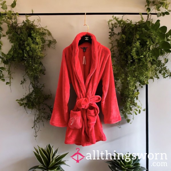 Victoria's Secret Cozy Red Holiday Christmas Plush Robe