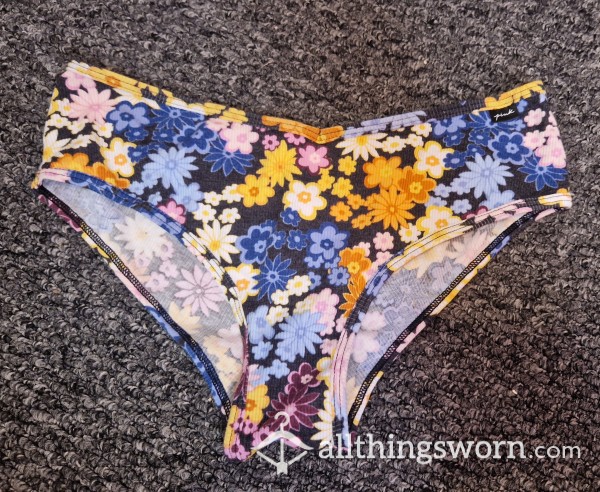 Victoria's Secret Flor*l Panties