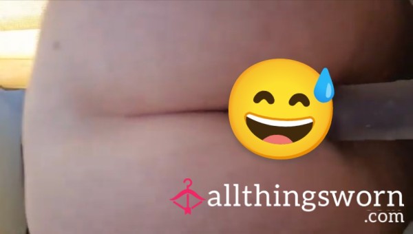 VIDEO: Pregnant Di**o Riding