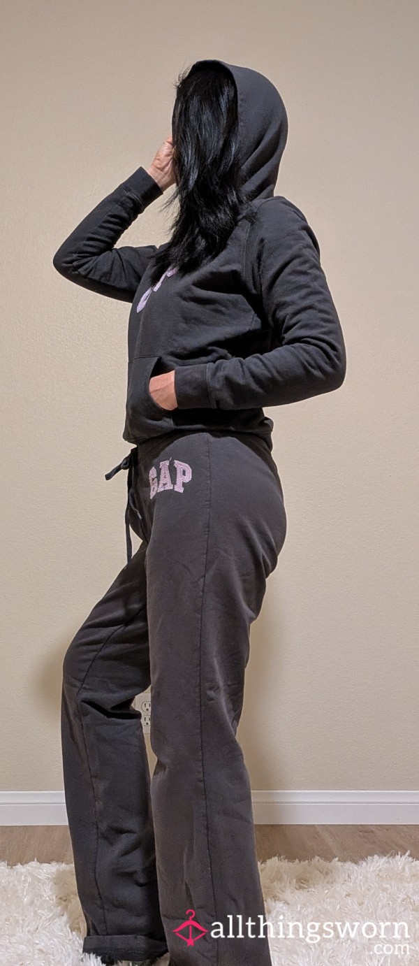 🩶 Well-Worn GAP Hoodie & Pants Set🩶