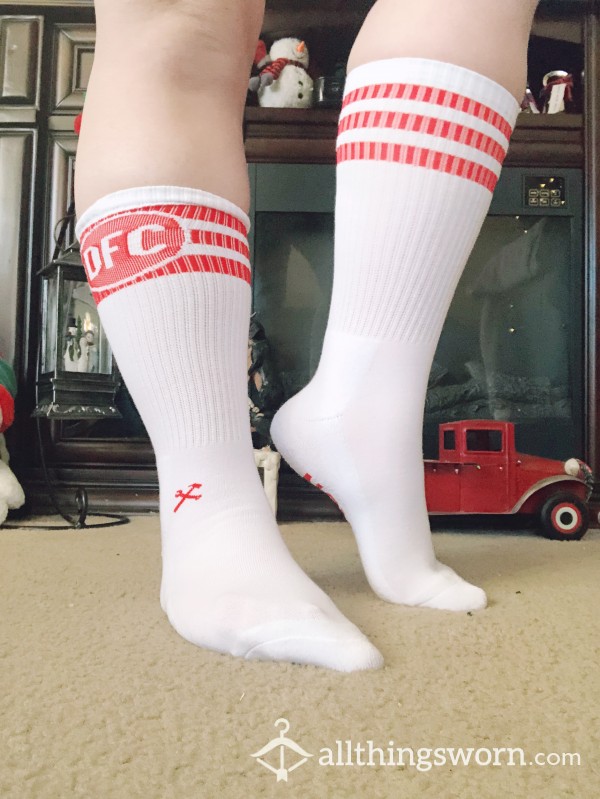 VIRGIN WHITE SOCKS WAITING FOR YOUR CUSTOM ORDER