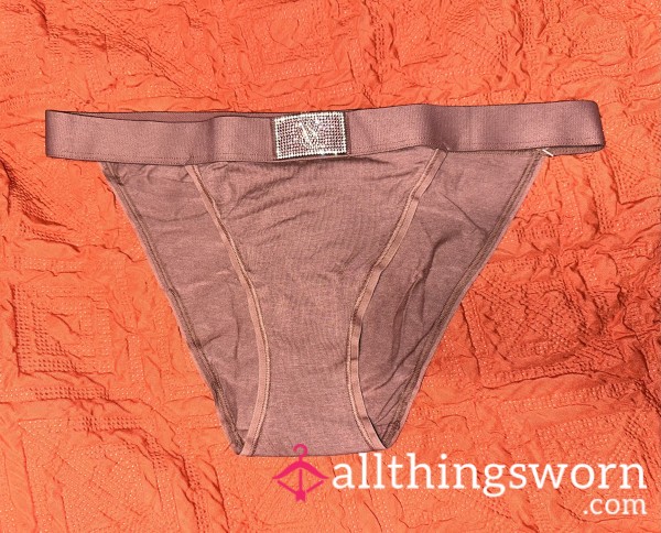 VS Mauve Fullbacks