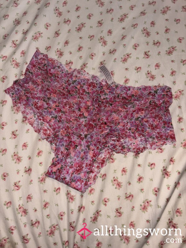 VS Pink Flor*l Cheeky