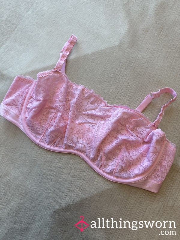 VS Pink Lace Bra