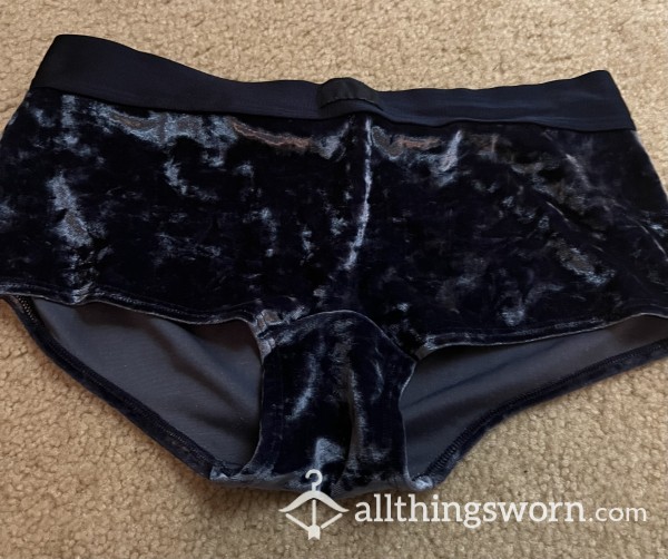 VS Pink Velvet Boy Shorts 48 Hour Wear