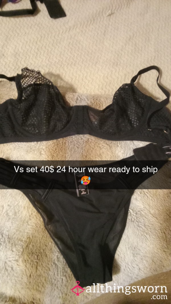 Vs Set Bra And Panties