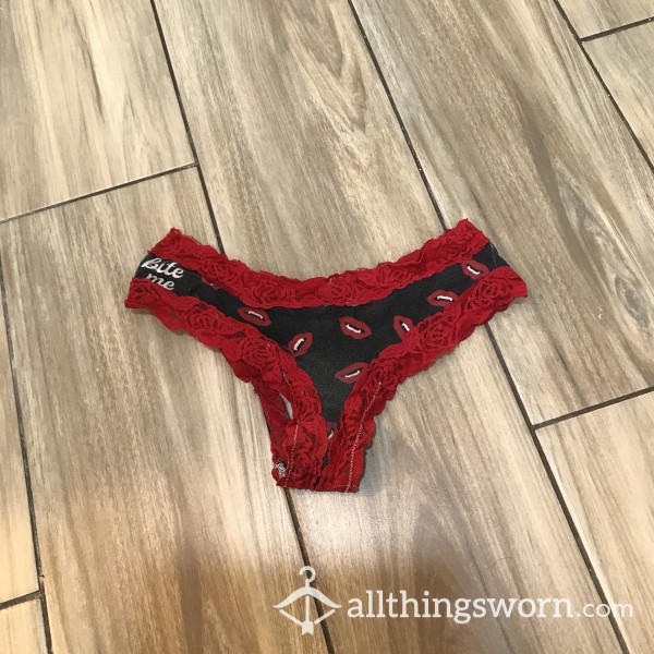 VS Vampire Panty