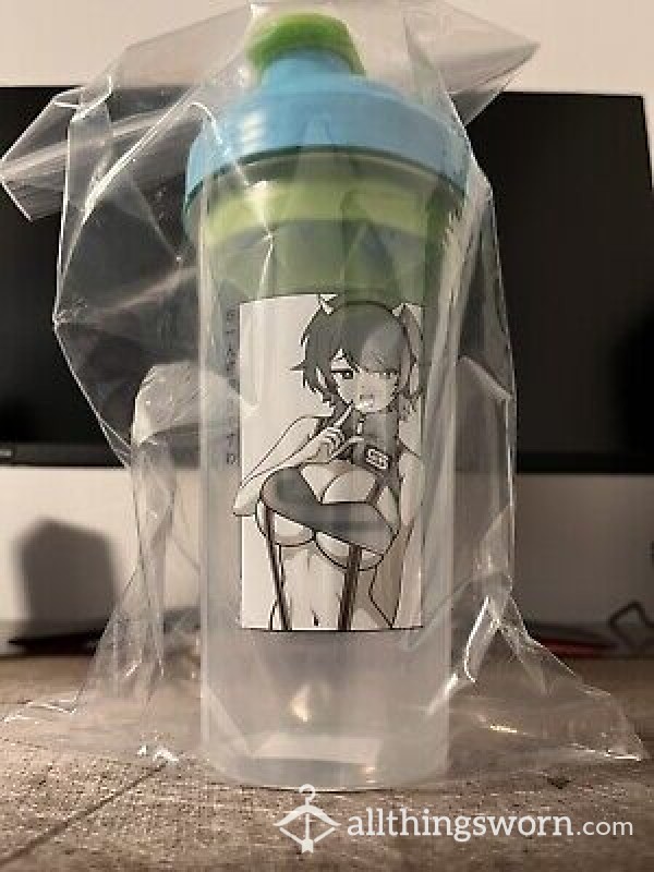 Waifu Cup Stuffed To The Brim With Goodies