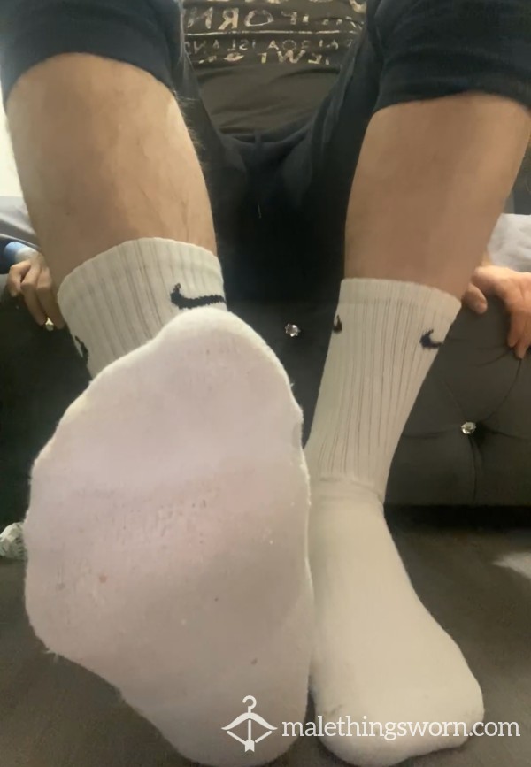 Watch Me Take My Socks Off!