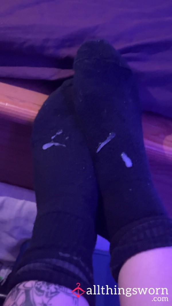 Watch My Bf C*m Over My Stinky Socks 🙈