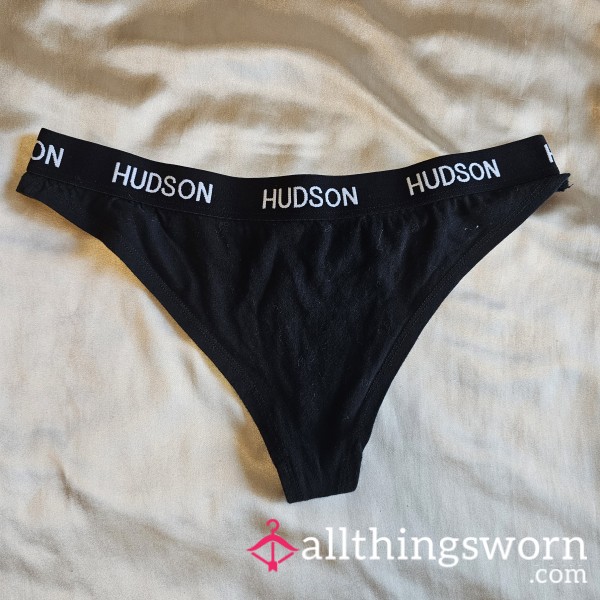 Way-too-big-for-me Black Generic Cotton Thong