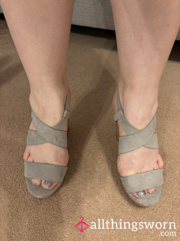 Wedges Grey