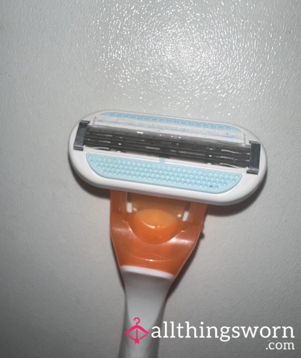 Well Used Razor