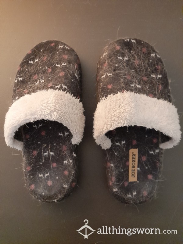 Well Used/worn Joe Boxer Slippers