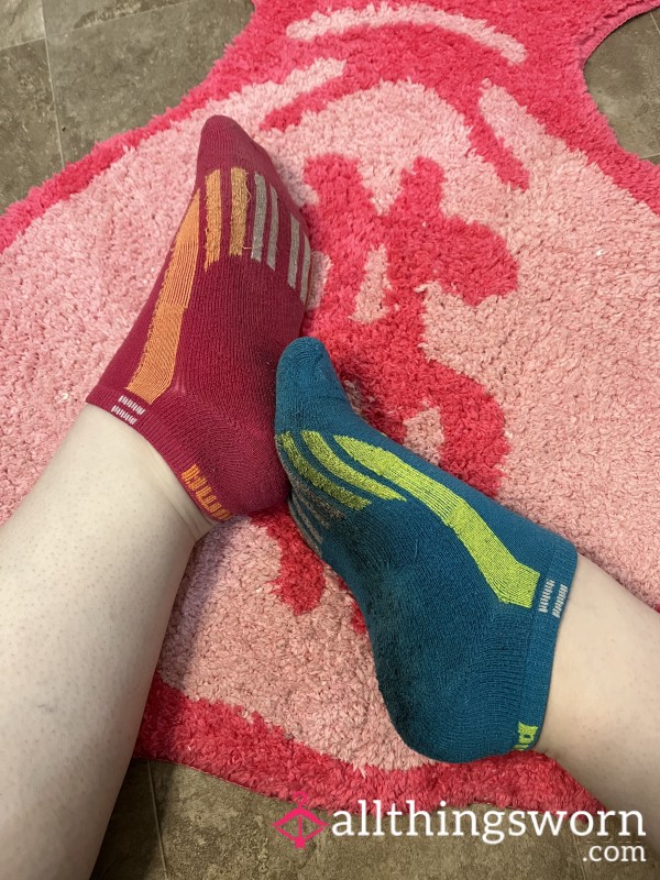 Well-Worn Athletic Socks – 5+ Years Of Comfort & Use