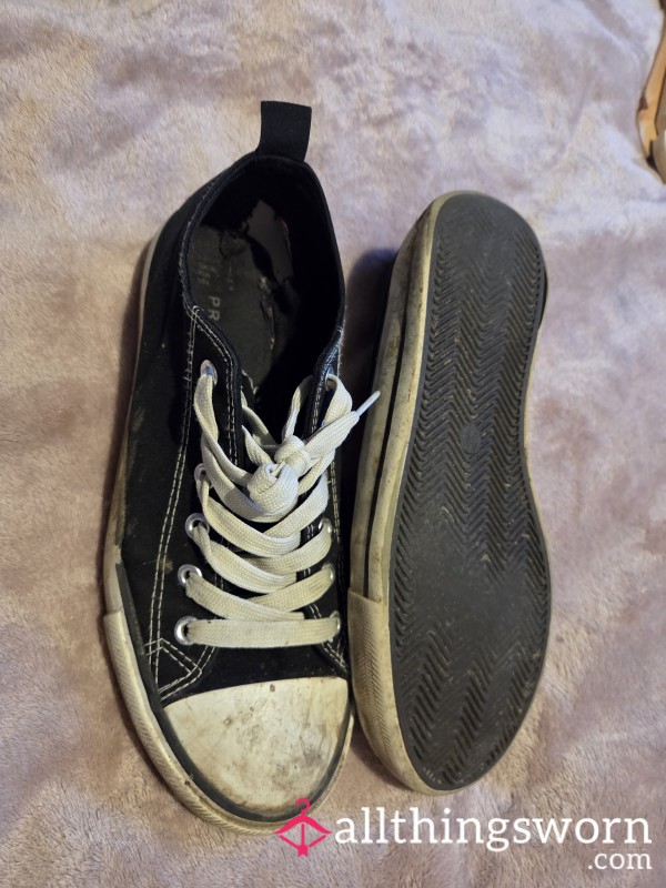 Well Worn Black Canvas Style Trainers