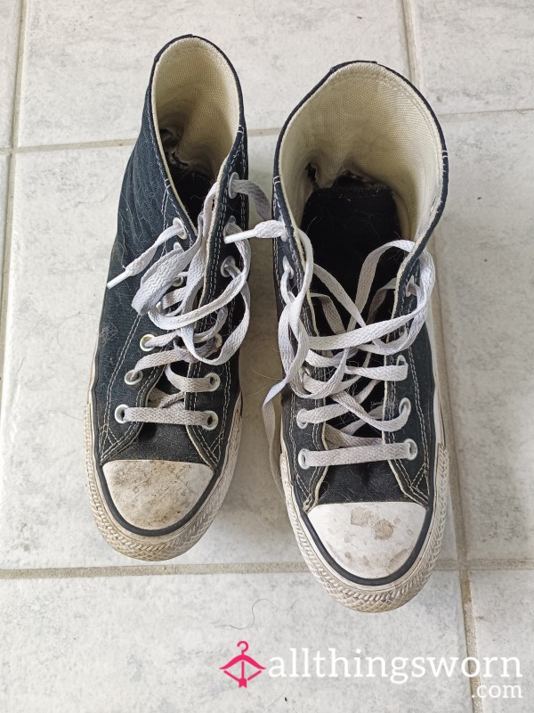 Well Worn Black Converse Sneakers